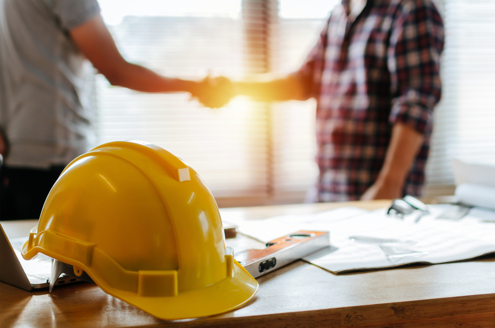 Sponsoring a Skilled Worker on a contract basis: Key compliance considerations