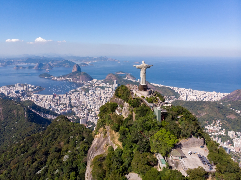 New rules for foreign nationals entering Brazil